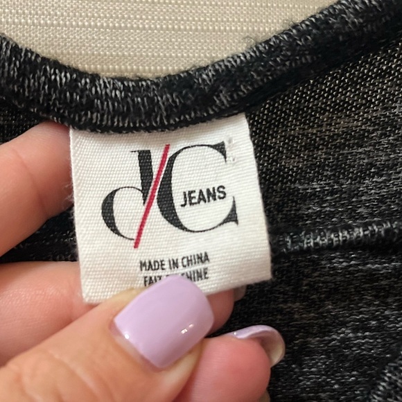 ⚫️ BOGO DC Jeans Gray Knit Tunic Dress size 1X super soft and stretchy - Picture 2 of 7